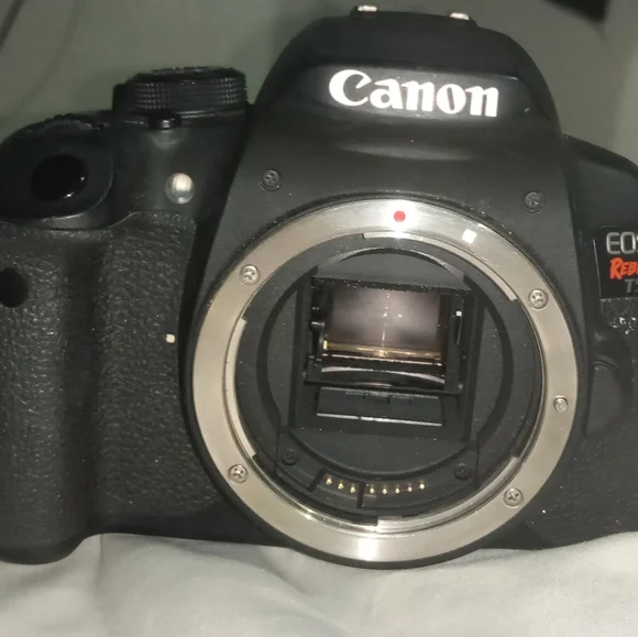 canon efs 55-250mm lens used with Canon EOS Rebel T5i